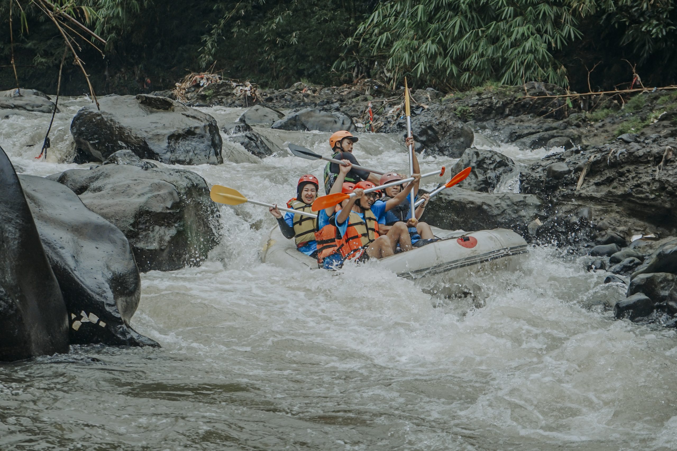 harga arung jeram di bogor