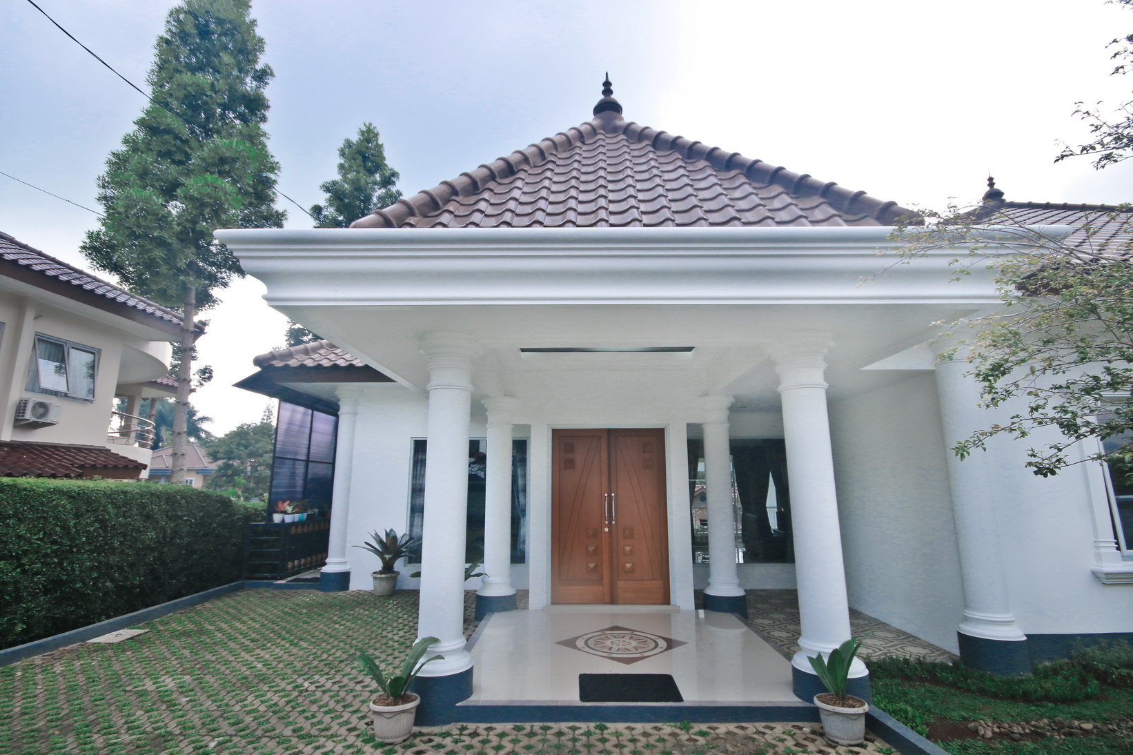 tempat menginap di puncak 
villa puncak bogor
dlima panca