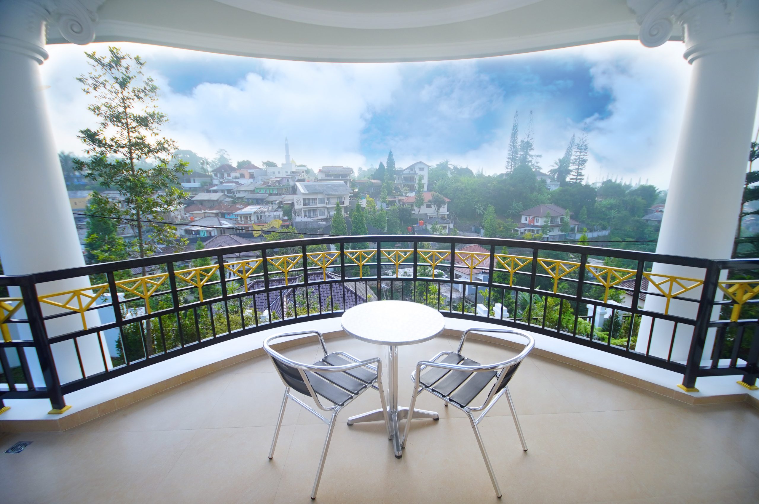 villa kapasitas 20 orang
villa 4 kamar tidur