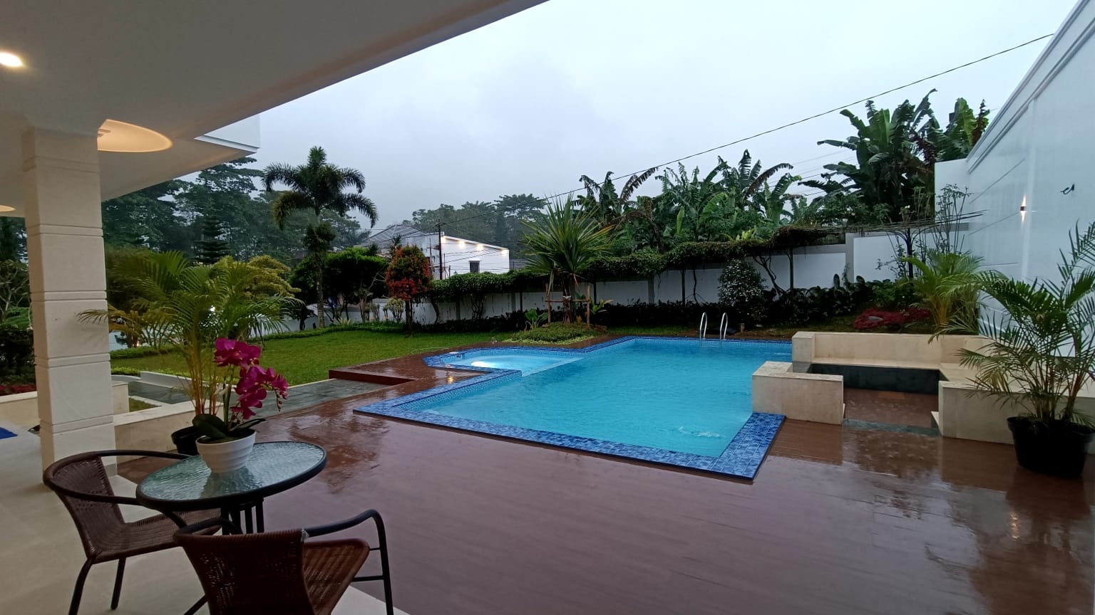 sewa villa puncak cisarua