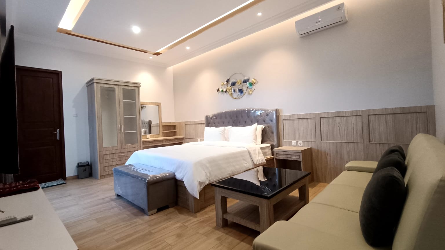 villa di puncak bogor dengan view pegunungan